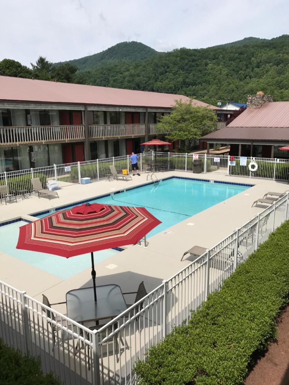 Great Smokies Inn - Cherokee Exterior photo